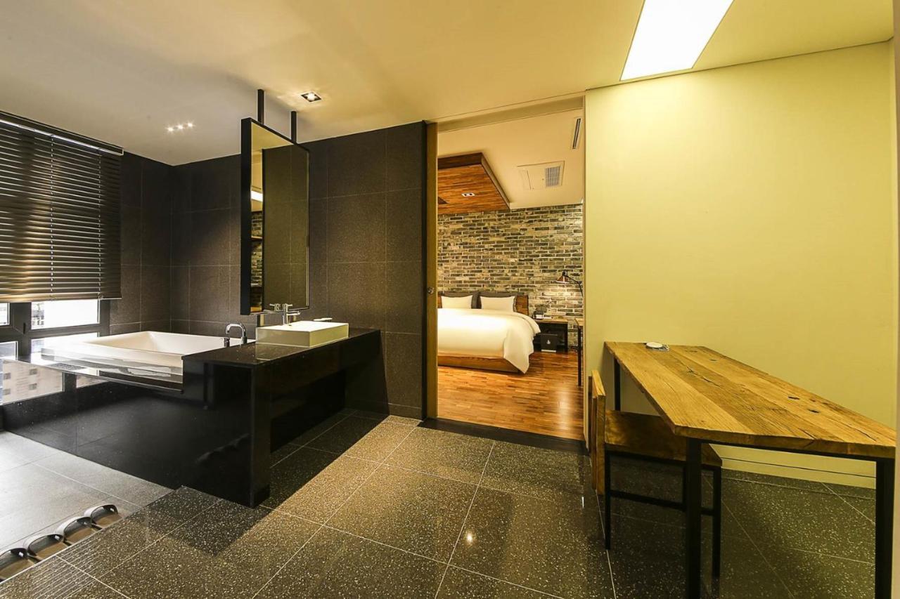 Yeoubi Hotel Ульсан Экстерьер фото